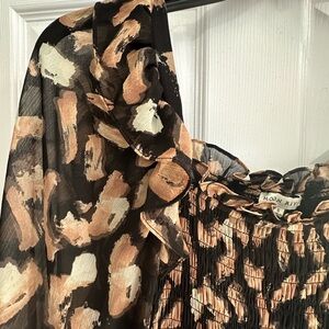 Moon River Black and Tan Maxi Dress